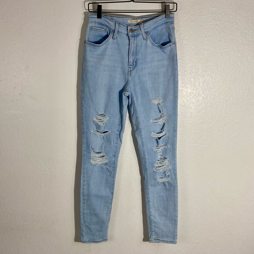 Levi’s 721 High Rise Distressed Skinny Jeans Women’s Size 28 x 30 Light Blue